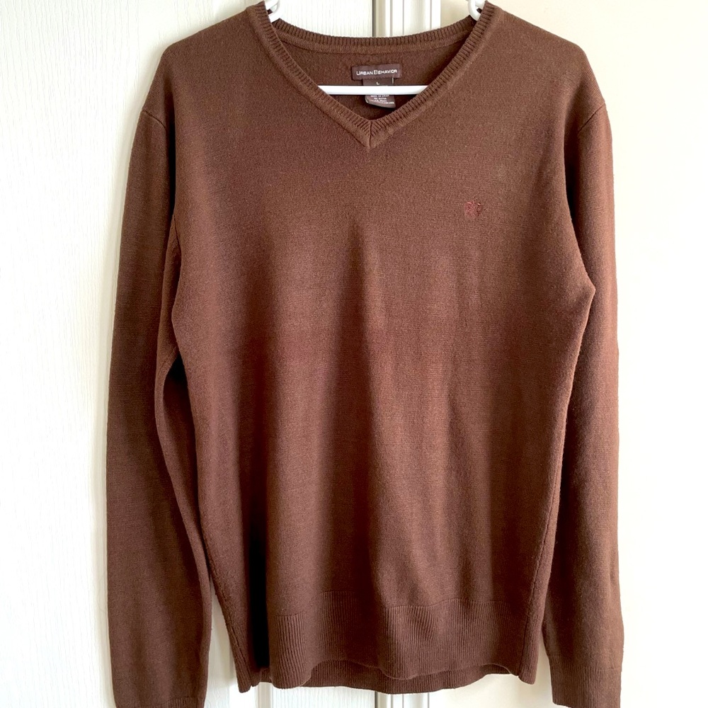 Urban Behavior Men’s Brown pullover sweater size L